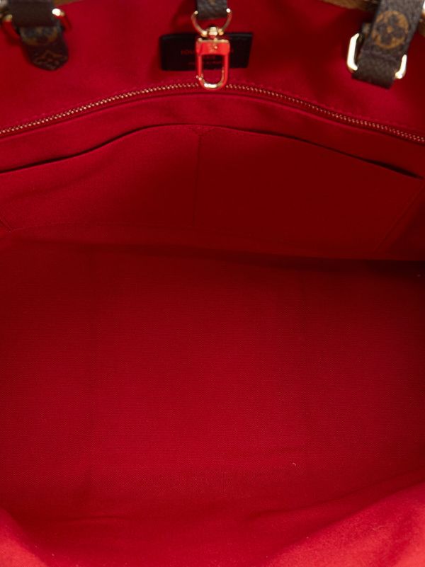 Louis Vuitton 2019 Monogram Giant Beach Pouch - Red Shoulder Bags