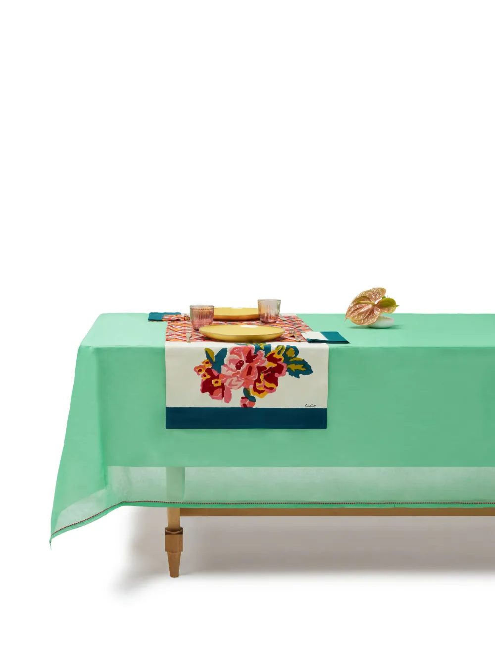 Lisa Corti Lisa Bouquet Rectangular Runner In White