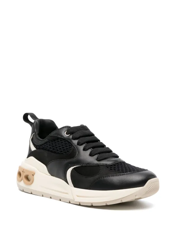 【関税込み】Ferragamo ブラック Sports トラウザーズ Ferragamo レザースニーカー | ブラック | FARFETCH JP