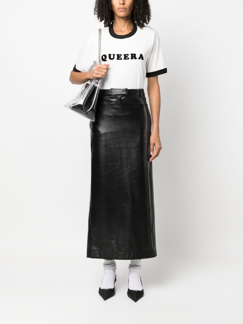 Shop Quira Logo-print Contrast-trim T-shirt In White