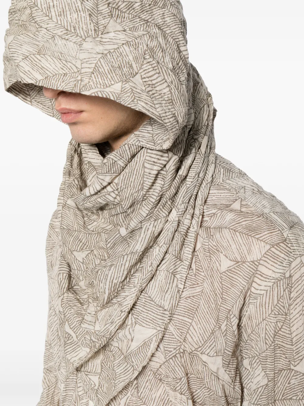 Leaf-Print Hooded Shirt