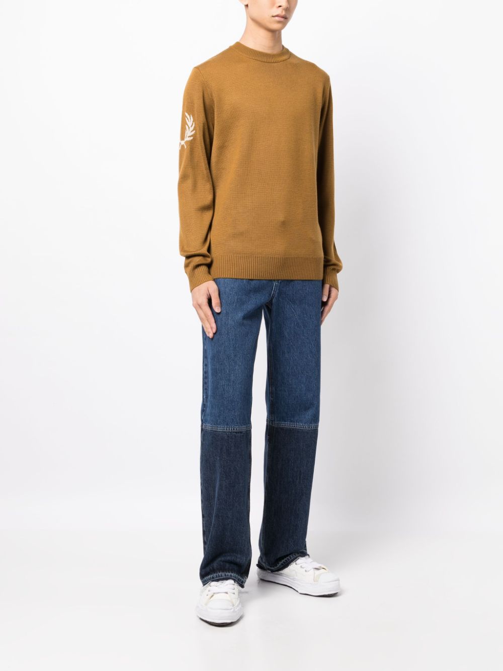 Fred Perry logo-intarsia fine-knit sweatshirt - Bruin