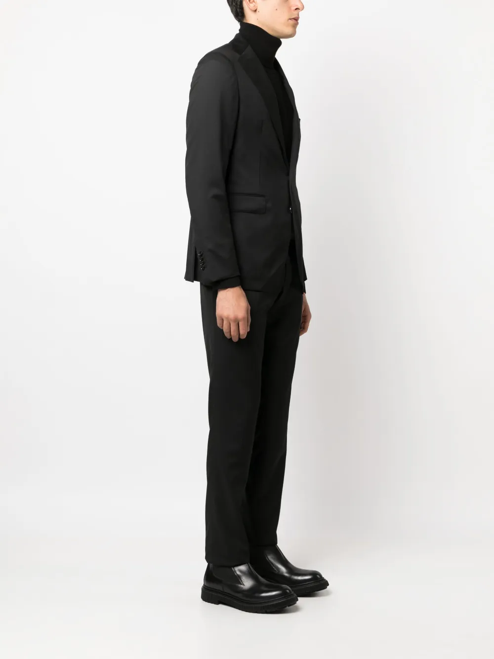 Tagliatore Black Suits & Dresses In Schwarz