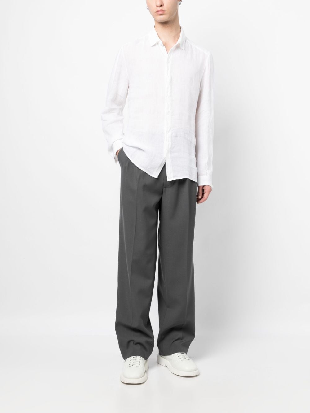 Shop Transit Long-sleeve Linen Shirt In White