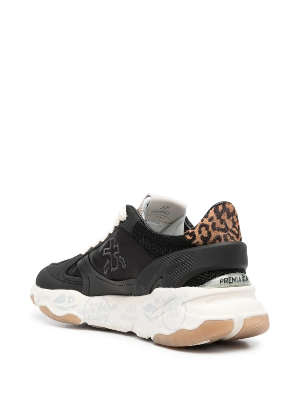 Premiata 37 store