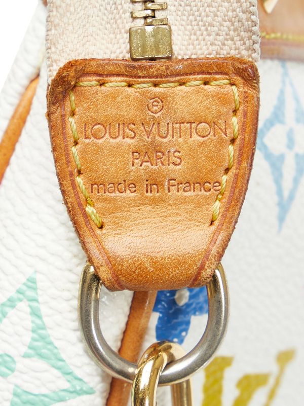 Louis Vuitton 1995 pre-owned Pochette Accessoires Clutch Bag - Farfetch