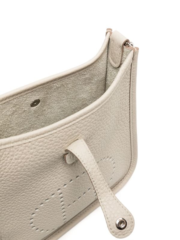 Hermès 2022 Pre-owned Evelyne 16 Shoulder Bag - Neutrals