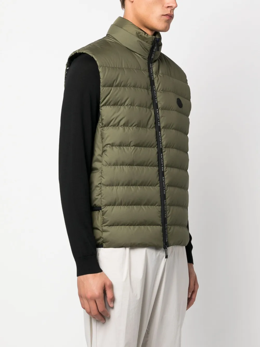 ウエストのニット部分に毛玉あり週末値下げ！モンクレール TARN GILET