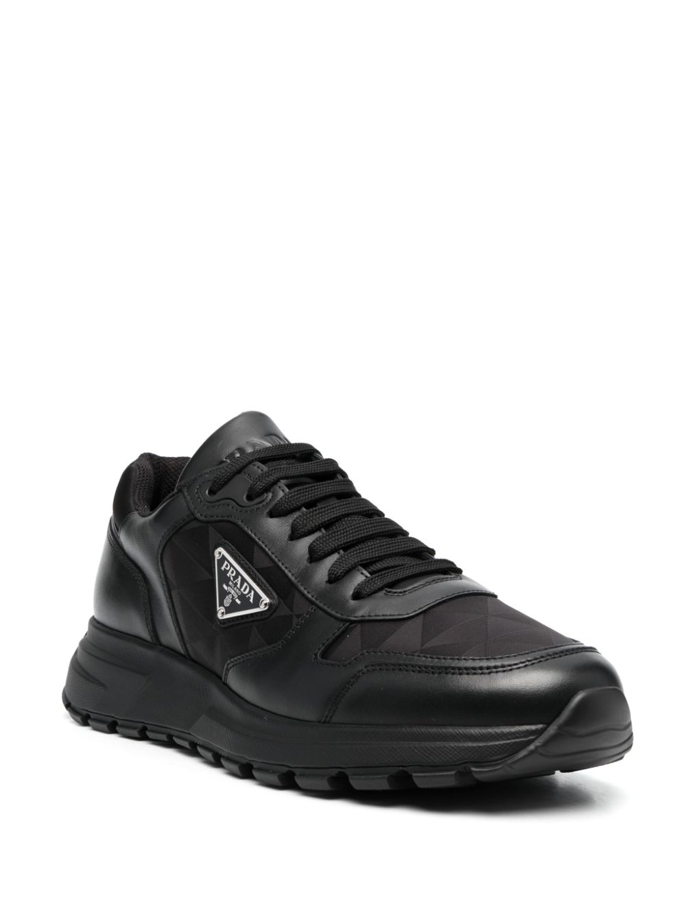 Prada Sneakers met logoplakkaat - Zwart