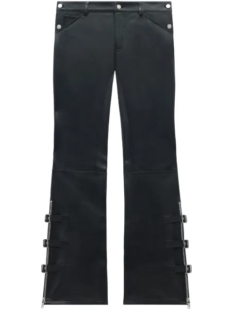 Courrèges pantalones acampanados con detalle de hebilla