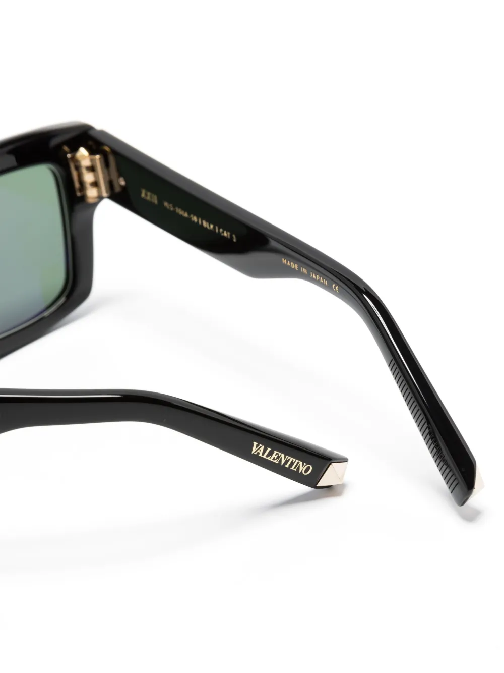  Valentino Garavani Eyewear Logo-plaque Tinted Sunglasses - Black 