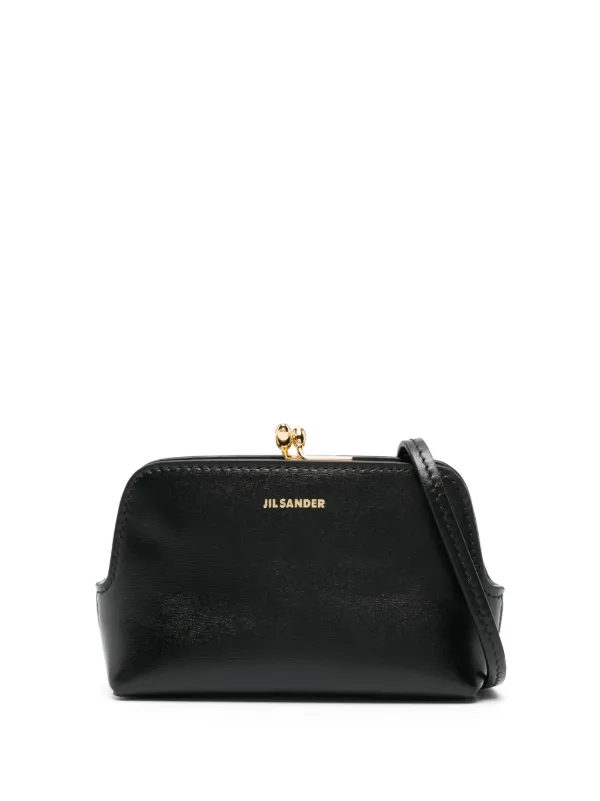 【送料&関税込】Jil Sander Black Leather Goji Crossbody Bag 20966090_51024500_600.jpg
