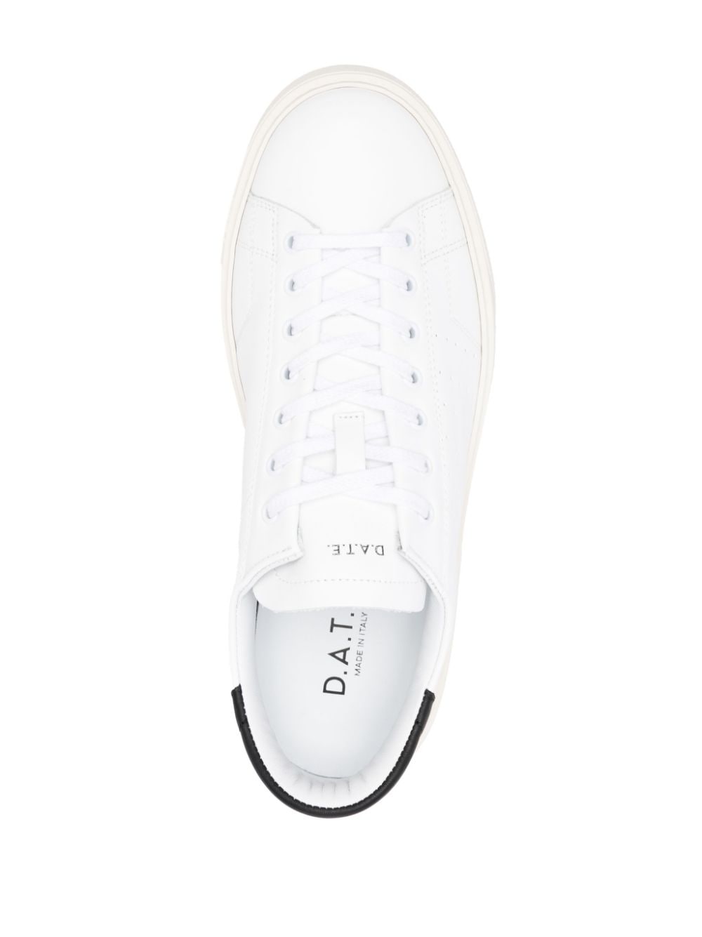 Shop Date Levante Low-top Leather Sneakers In Weiss