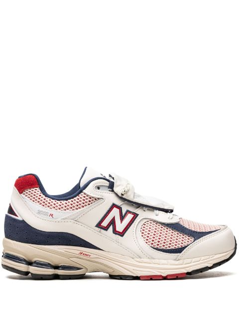 hype New Balance 2002R "Sea Salt Team Red" sneakers 