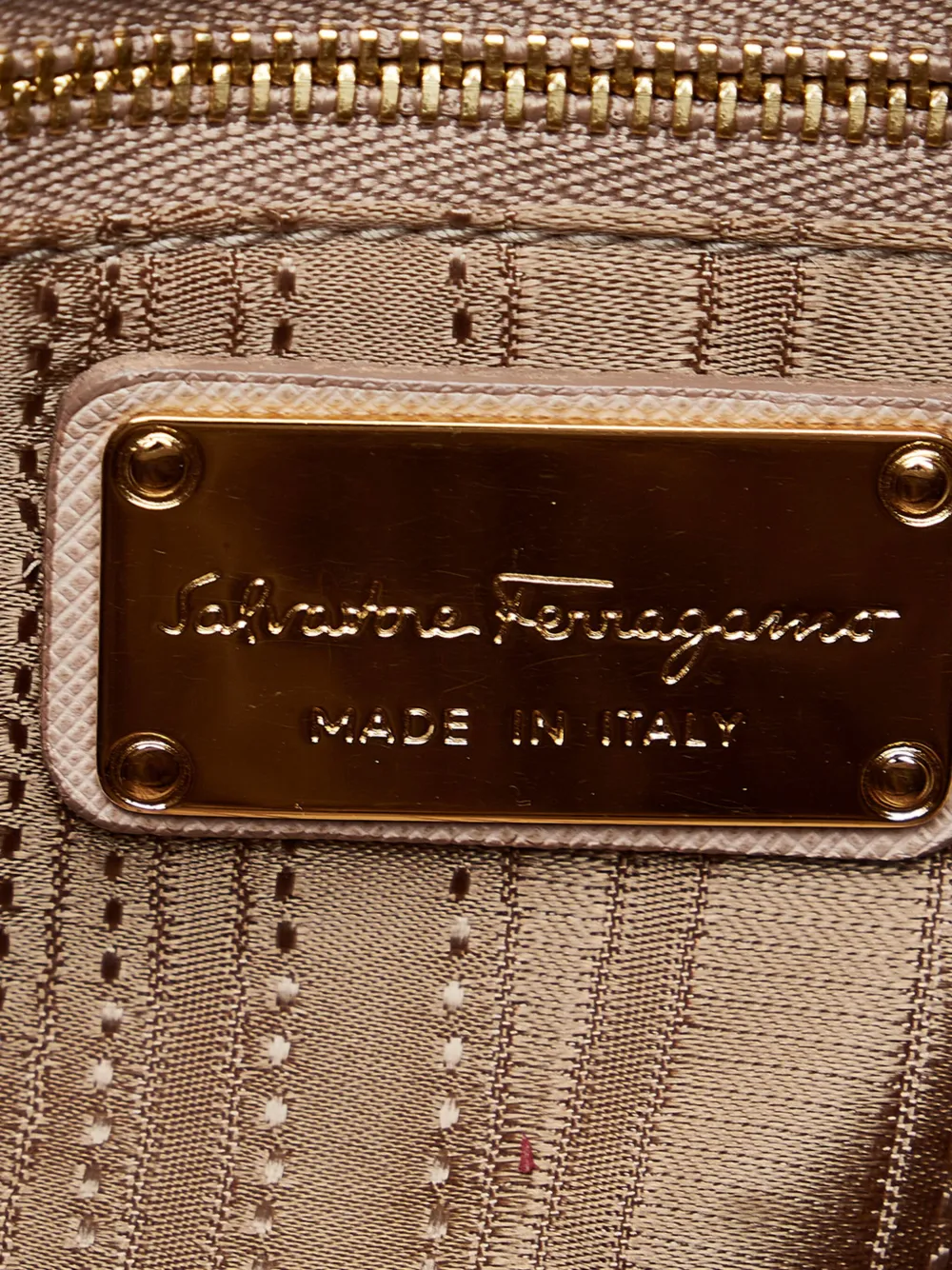 Ferragamo Pre-Owned - Gancini-plaque leather tote bag - women - Calf Leather - One Size - Neutrals 4