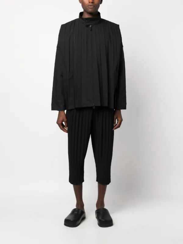 Homme Plissé Issey Miyake Pleated Tapered Cropped Trousers - Farfetch