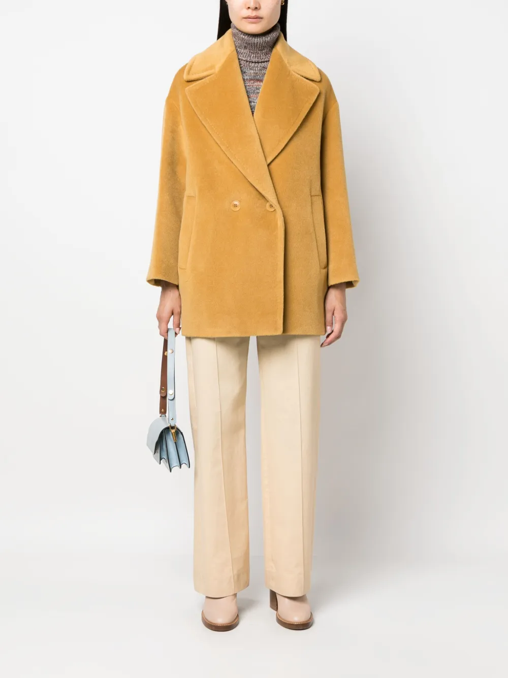 Max Mara Mantel met dubbele rij knopen Geel