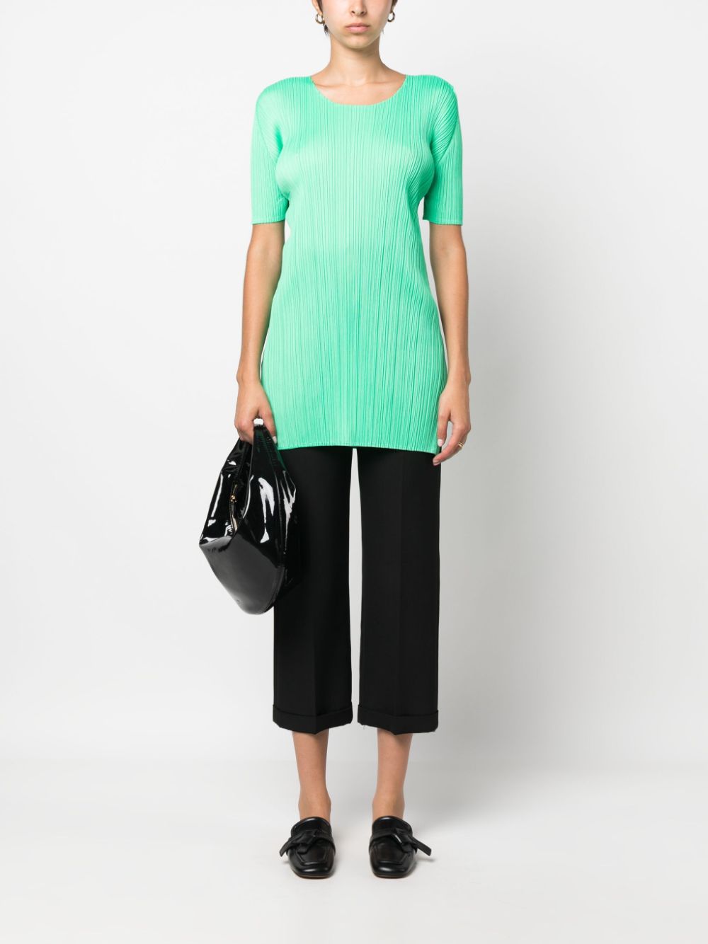 Pleats Please Issey Miyake T-shirt met diepe ronde hals - Groen