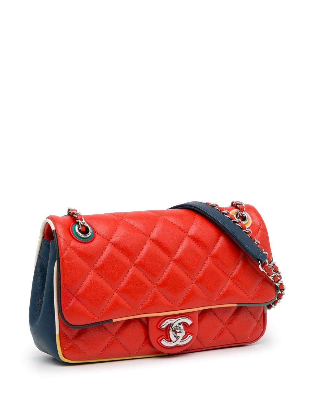 Red pre-owned Chanel lambskin 2017 flap bag