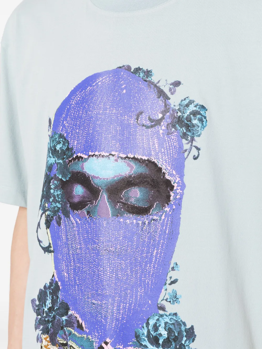 Shop Ih Nom Uh Nit Mask Roses Cotton T-shirt In Blue