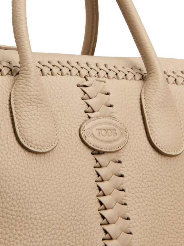 関税/送料込【TOD'S】 Di ロゴ デボス トートバッグ Tod's Di logo-patch Leather Tote Bag | Neutrals | FARFETCH