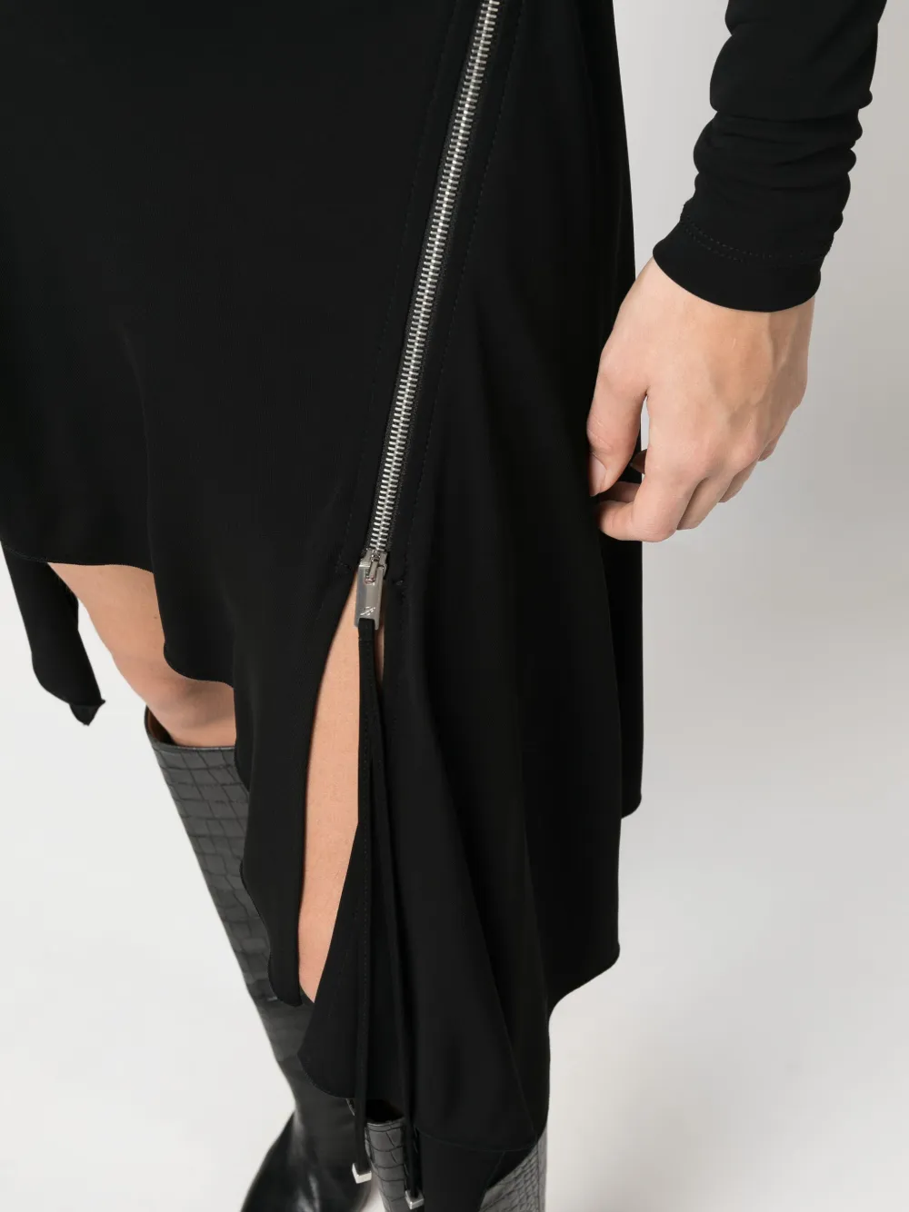 Blumarine Midi-jurk met hoge hals Zwart