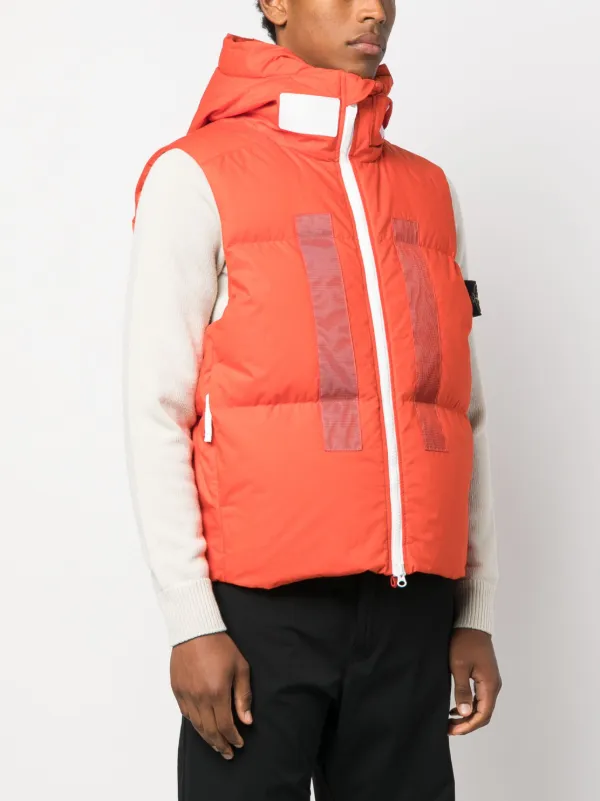 Red stone island hotsell gilet