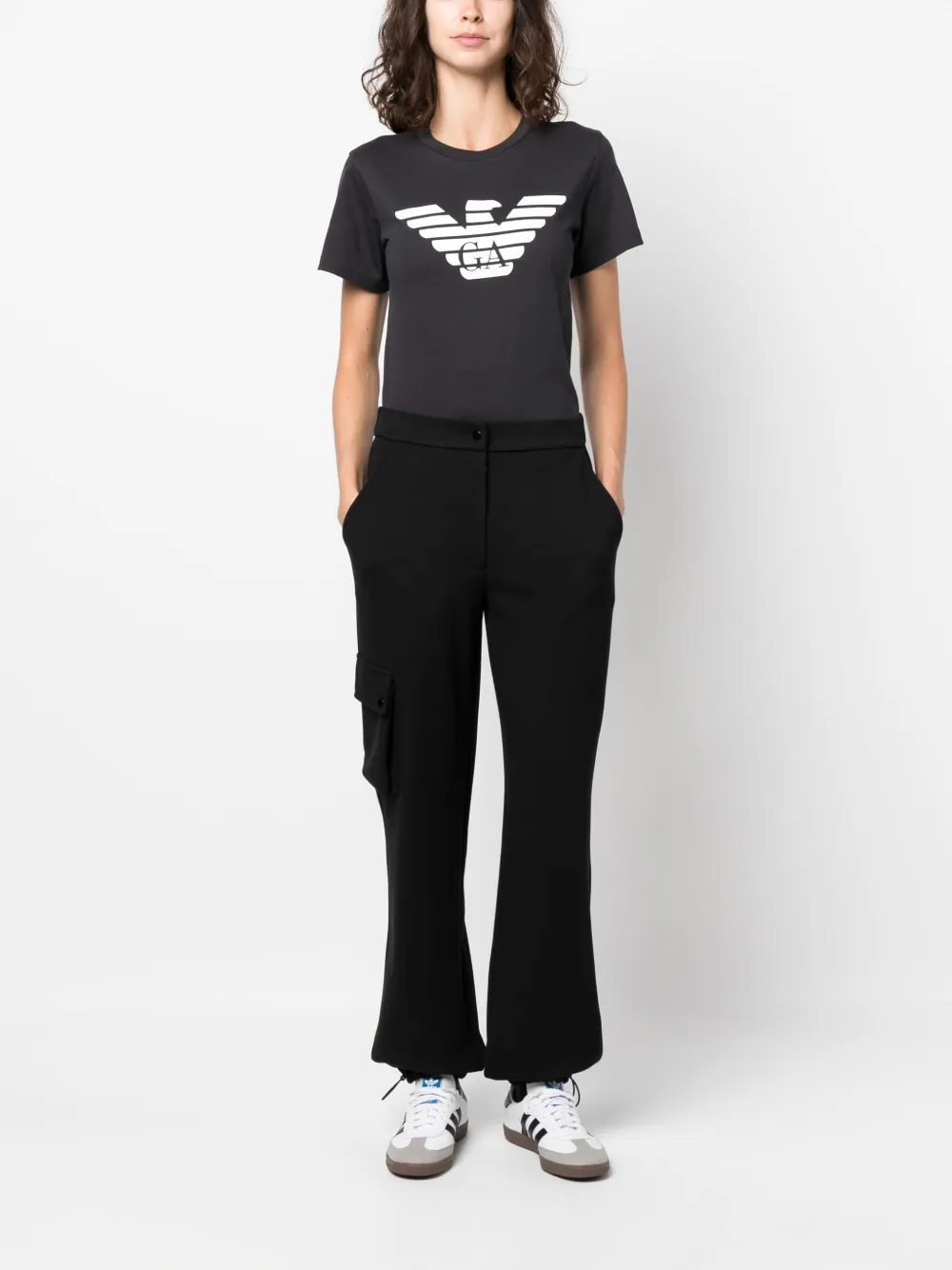 Emporio Armani logo-print cargo-pocket track pants - Zwart