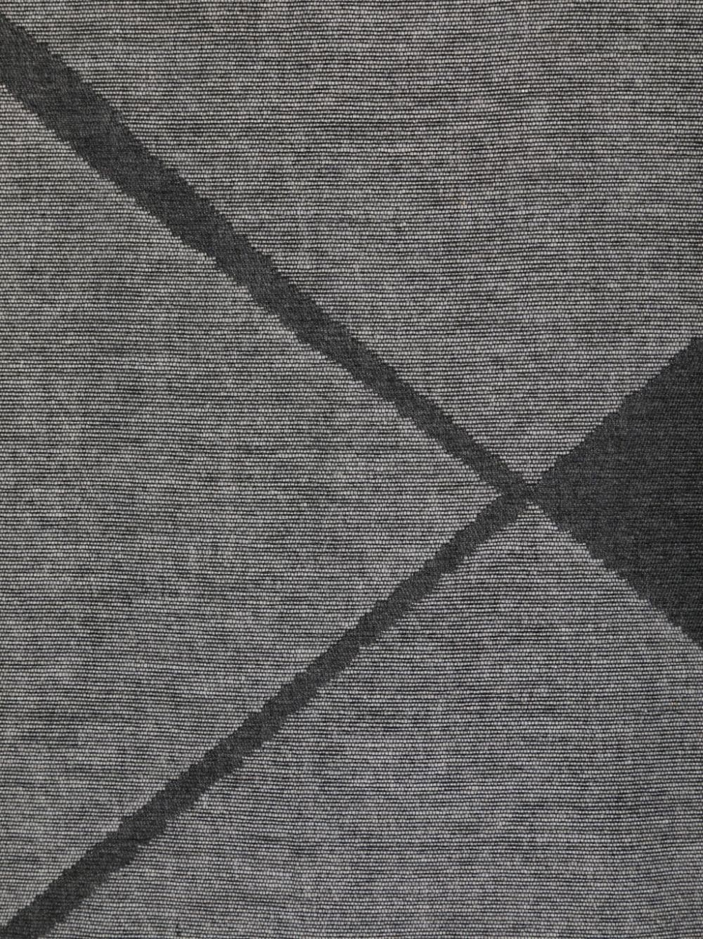 Emporio Armani geometric-pattern frayed scarf - Grijs