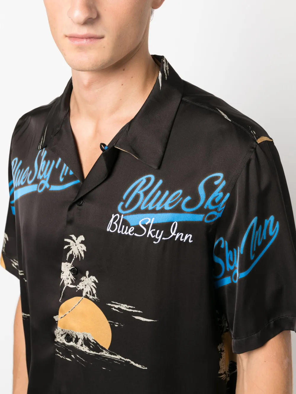 Shop Blue Sky Inn Logo-print Short-sleeve Shirt In Schwarz