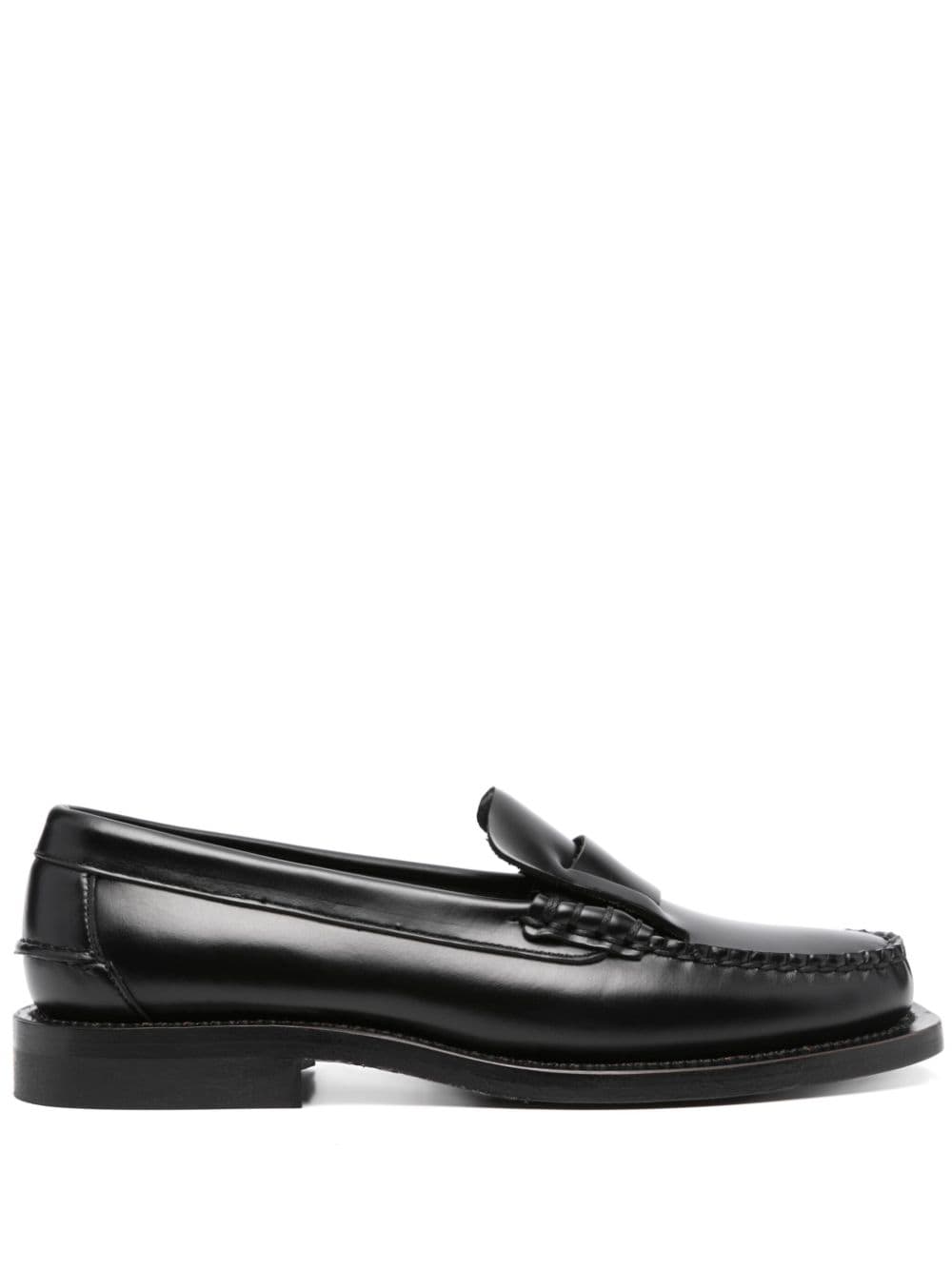 Hereu Sineu Patent Leather Loafers In Black