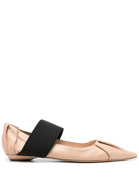 Bruno Frisoni flats con puntera en punta