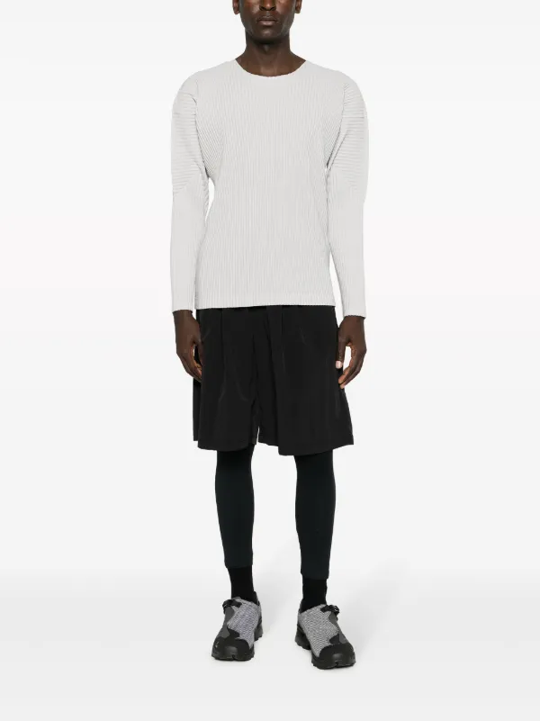 s*e様 Issey miyake long sleeve shirt White Mock Neck Long Sleeve T-Shirt by 132 5. ISSEY MIYAKE
