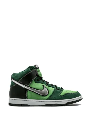 Nike Tênis x Supreme SB Dunk High Pro | Verde | FARFETCH BR