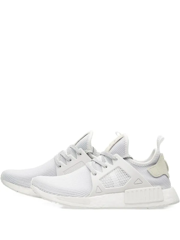 white adidas flyknit