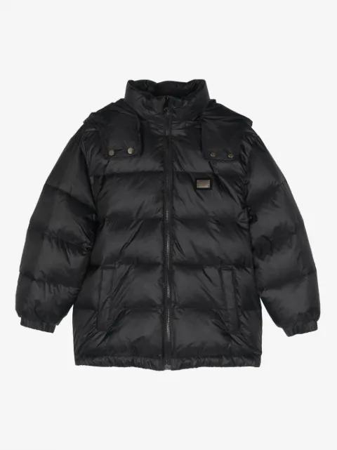 Dolce & Gabbana Kids abrigo capitonado con capucha y placa del logo