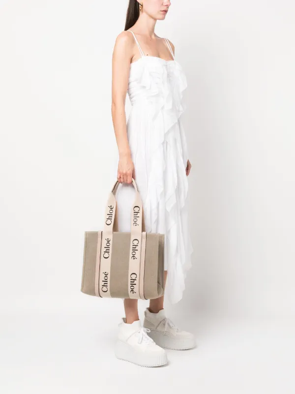 Chloe Sac Cabas Woody Medium Tons Neutres FARFETCH FR