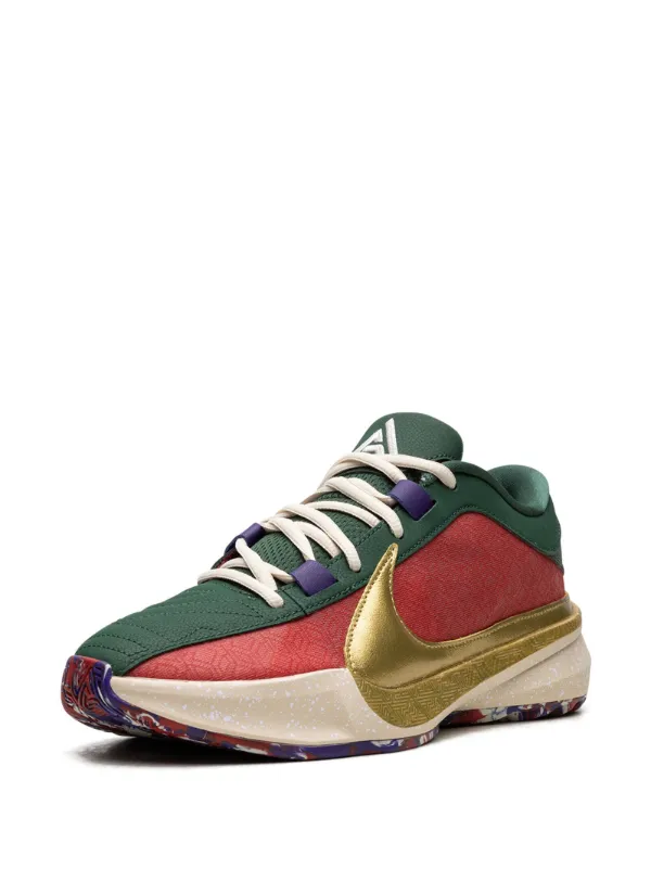 すにーか Nike Zoom Freak 5 