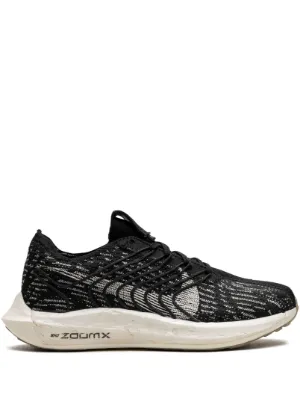 Nike ZoomX Invincible Run 3 