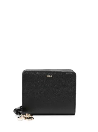 Chloé