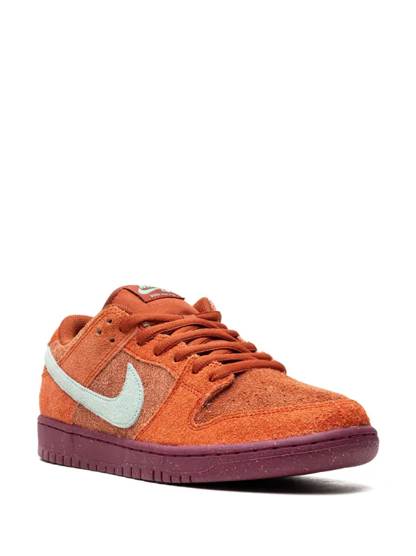 Nike sb dunk on sale low pro orange