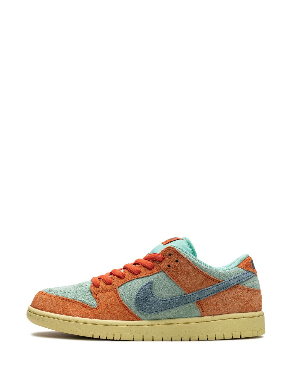 SB Dunk Low Pro PRM Sneakers