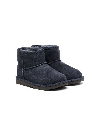 Kids on sale navy uggs