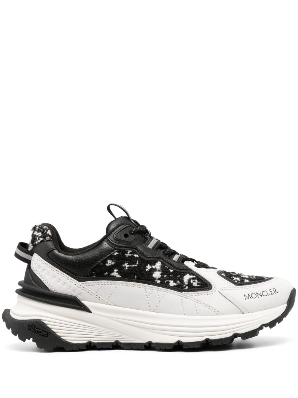 Moncler Low-top Sneakers Lite Runner  Calfskin In Black,white