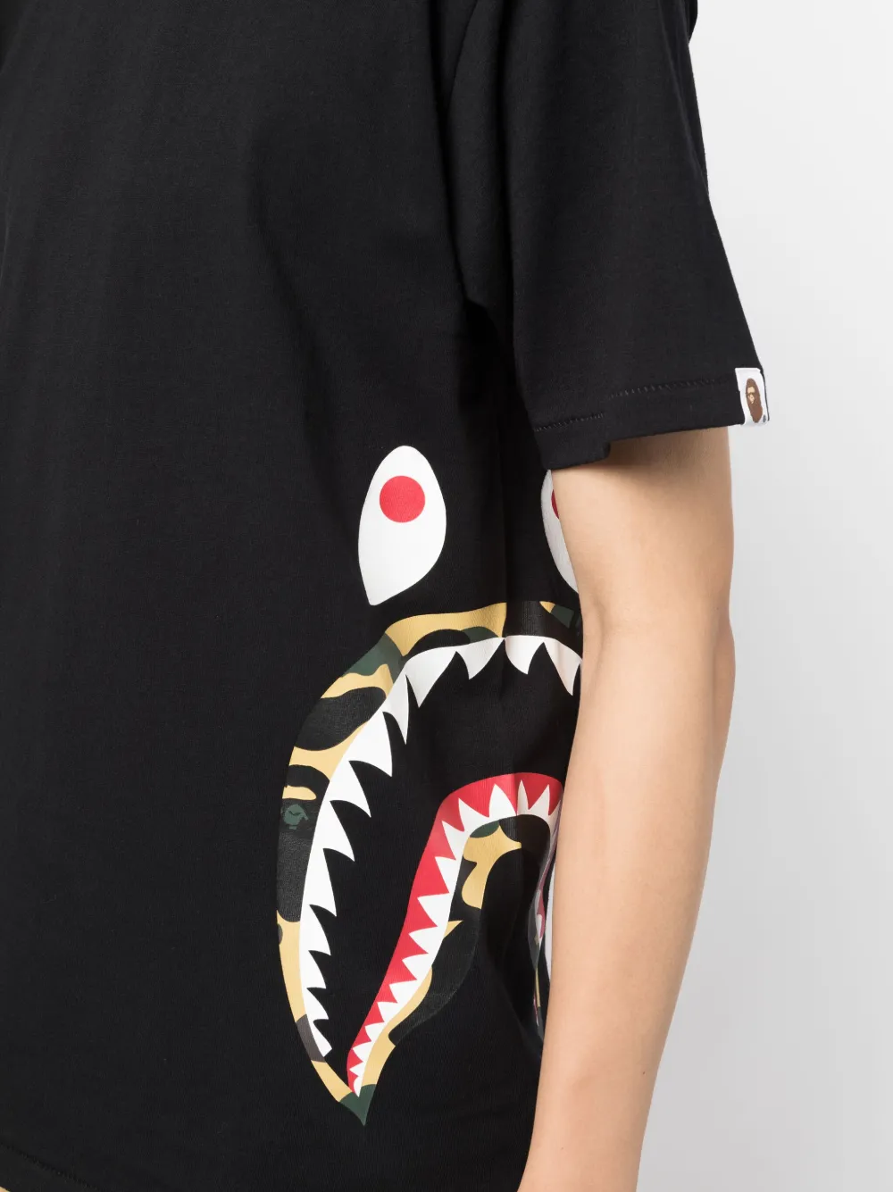 bape shark tee black