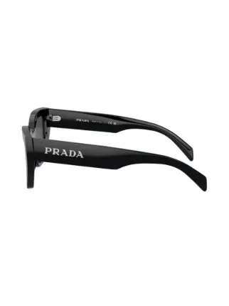 Prada Eyewear キャットアイ サングラス | ブラック | FARFETCH JP