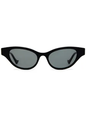 Gucci インターロッキングG キャットアイ サングラス | ブラック