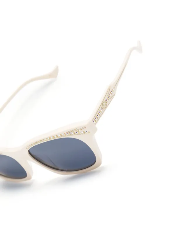 Gucci Crystal-Embellished White Sunglasses Embellished rectangular sunglasses in white - Gucci | Mytheresa main image 4