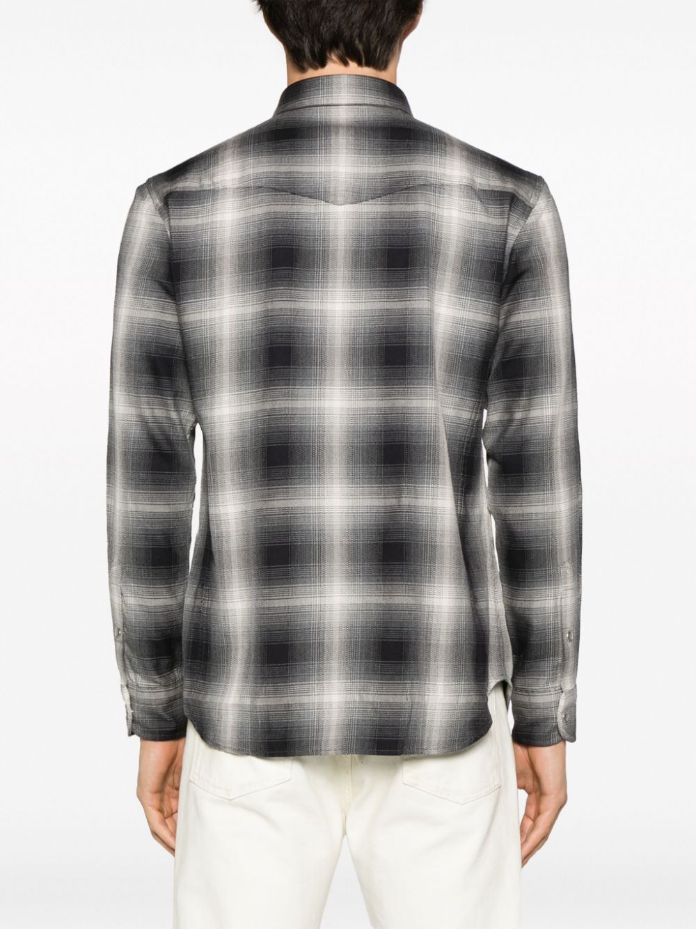 gradient-effect check-plaid shirt