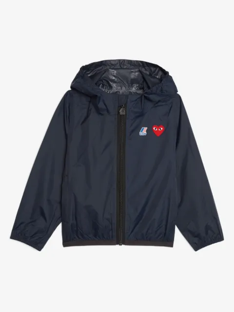 Comme Des Garçons Play Kids x K-Way Regenjacke mit Logo-Applikation